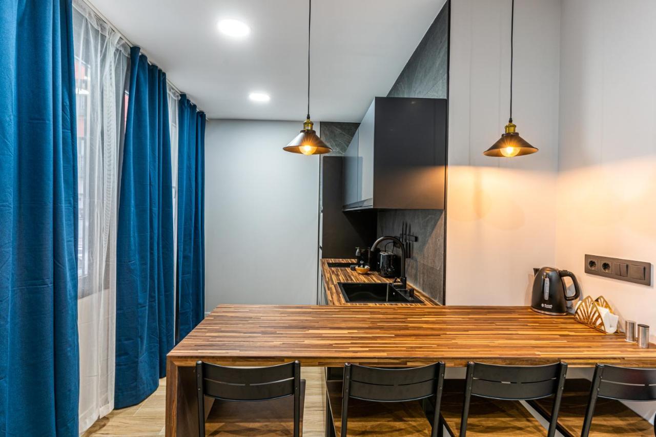 Vr Latina Apartments Madrid Exterior foto